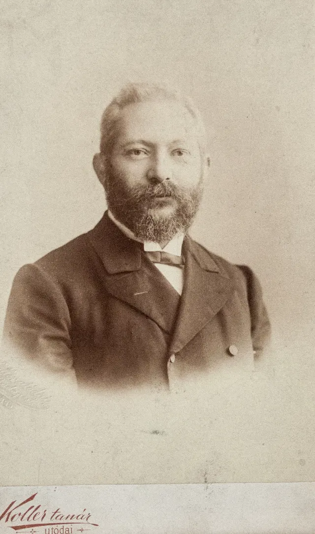 Porträt von Dr. David Kaufmann (Koller tanár utódai; Photo by Szilas in the Hungarian Jewish Museum)